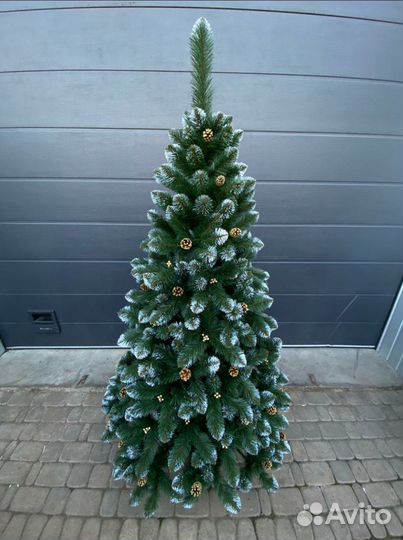 Елка новогодняя