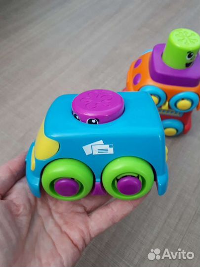 Пирамидка - машинка fisher price