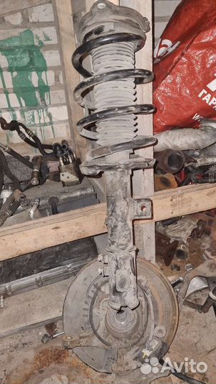 Амортизатор передний левый для kia sorento prime