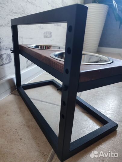 Подставка с мисками в стиле лофт