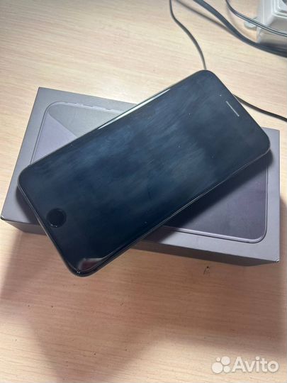 iPhone 8 Plus, 128 ГБ