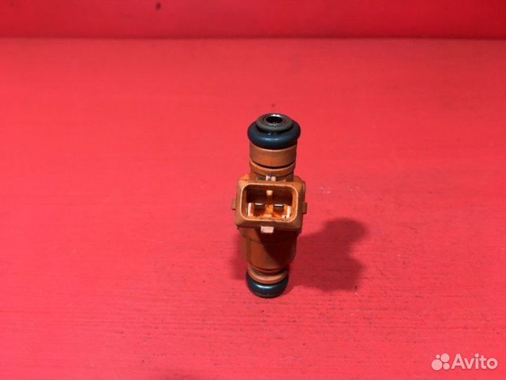 Форсунка Citroen C4 1 2008