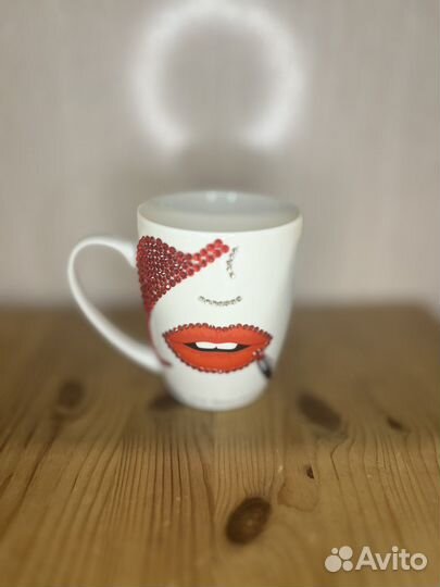 Кружка со стразами