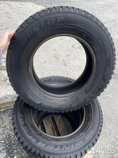 Dunlop SP Winter Ice 01 205/70 R15