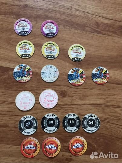 Фишки сотки кэпсы различных серий и Биты