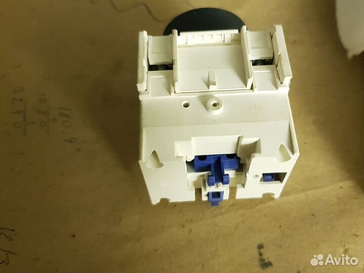 Приставка пневматическая ladt2