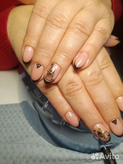 Наращивание и коррекция ногтей