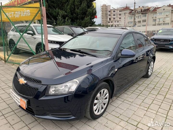 Chevrolet Cruze 1.6 AT, 2011, 134 300 км