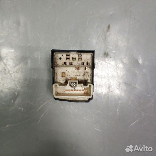 Кнопка регулировки зеркал Toyota Corolla E150