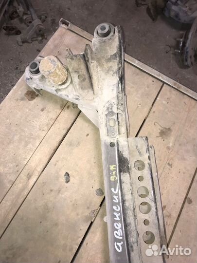 Подрамник задний Toyota Avensis T250 1.8