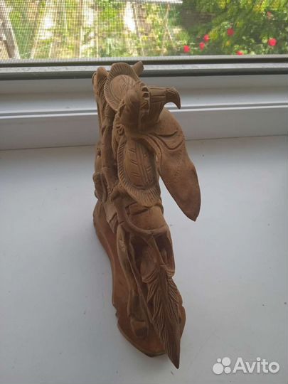 Гуань Бог Войны из красного дерева 80-е годы