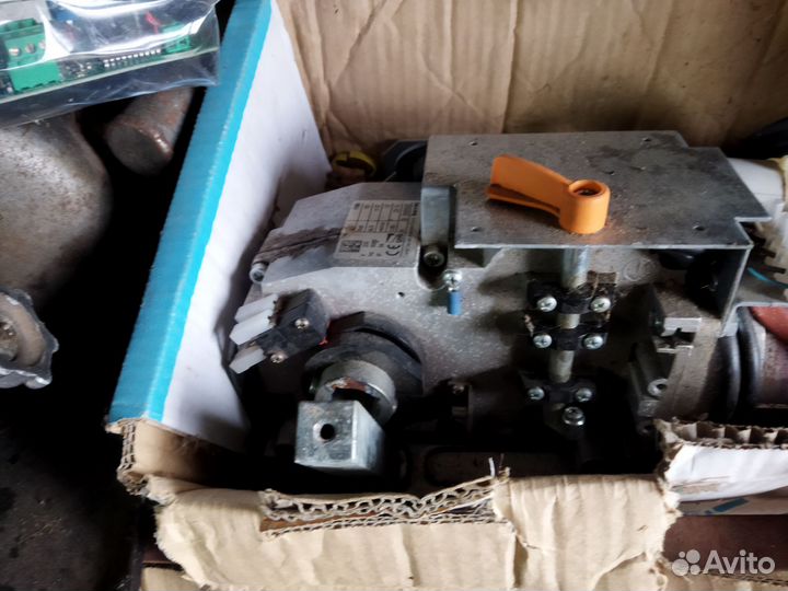 Механизм закрывания ворот