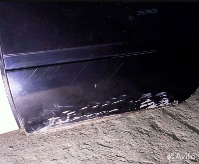 Задняя правая дверь LADA Granta