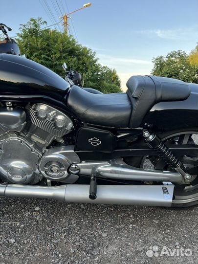 Harley davidson v rod muscle выхлоп vance hines