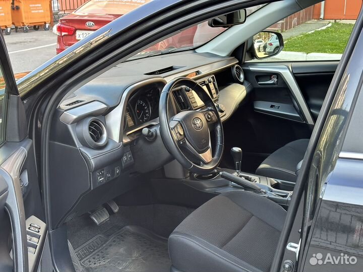 Toyota RAV4 2.0 CVT, 2016, 138 700 км