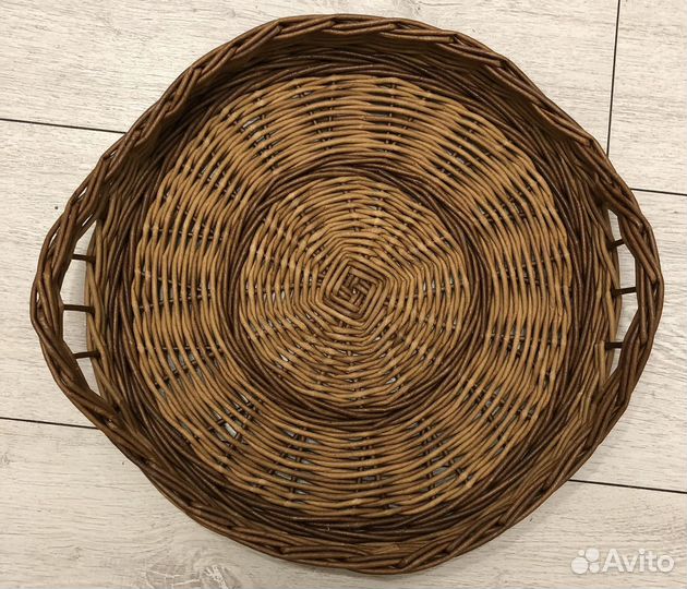 Хлебница, поднос плетеный