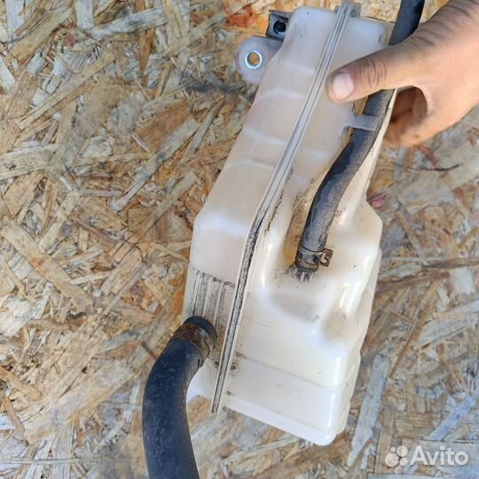 Расширительный бачок toyota land cruiser 200