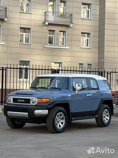 Toyota FJ Cruiser 4.0 AT, 2022, 30 км