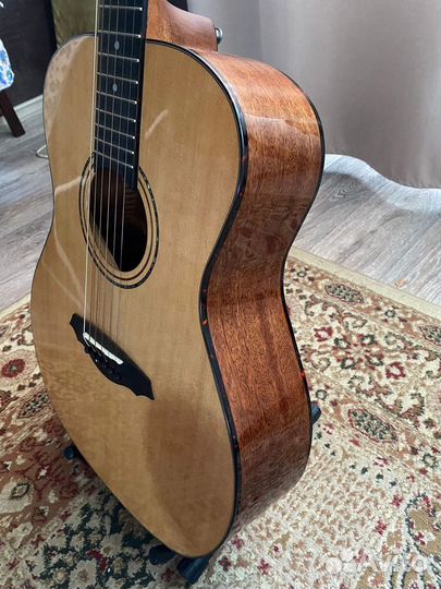 Акустическая гитара бу
