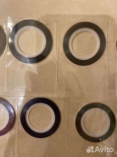 Ленты для маникюра клеевые