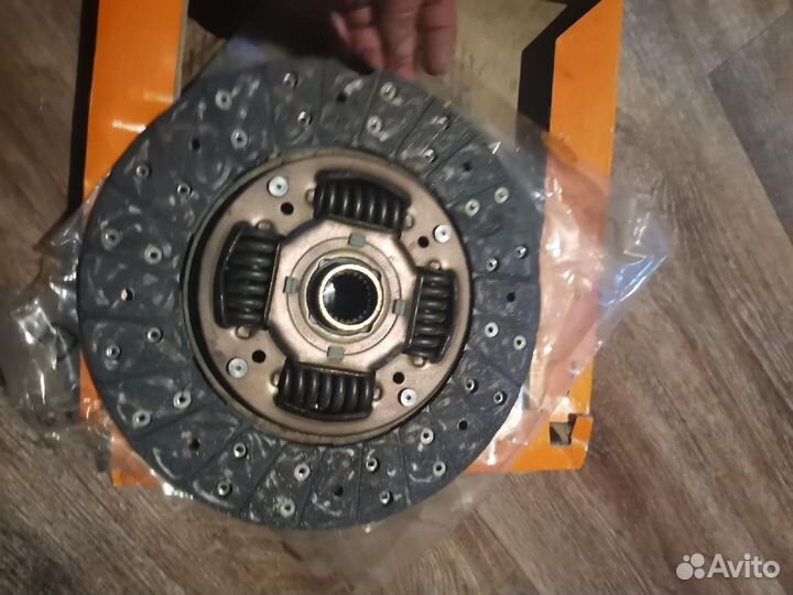 Диск сцепления Mitsubishi