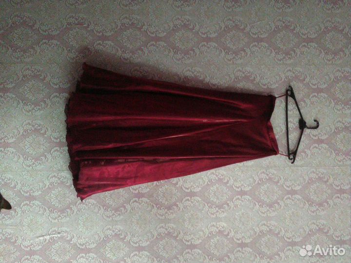 Вечернее платье