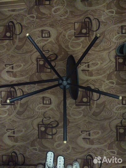 Вешалка папольная - металлическая - Стойка