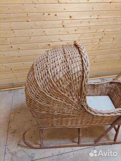 Санки-коляска плетеные новые