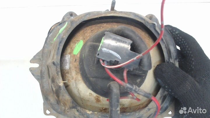 Фара (передняя) Mitsubishi L200, 2001