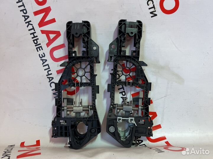 Кронштейн ручки передней двери VW Passat B6 B7