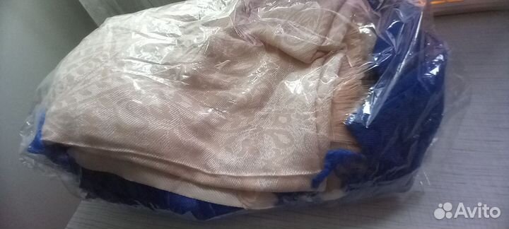 Шарфы платки палантины