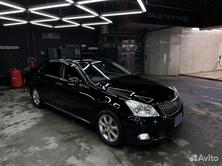 Toyota Crown Majesta 4.6 AT, 2012, 140 000 км