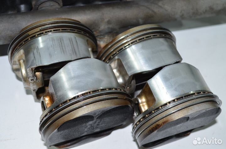 Блок цилиндров с поршнями Kawasaki ZZR1100-1