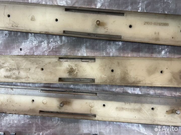 Шильдик, эмблема ваз 2103