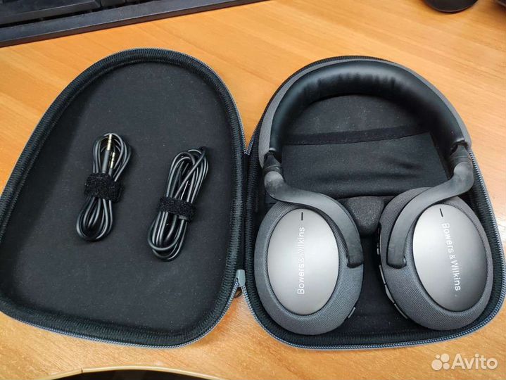 Наушники Bowers & Wilkins PX7