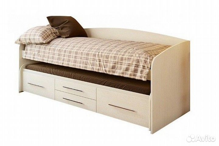 Кровать двухъярусная 