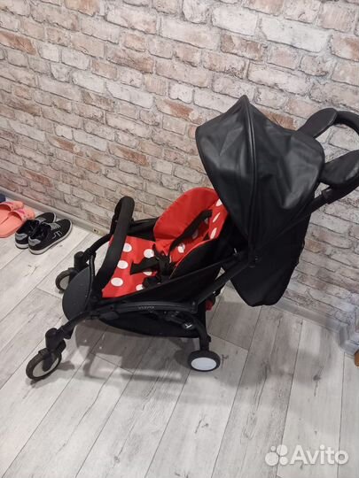 Прогулочная коляска yoya