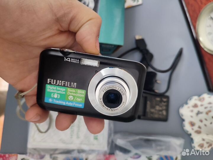 Цифровой фотоаппарат fujifilm finepix jv200