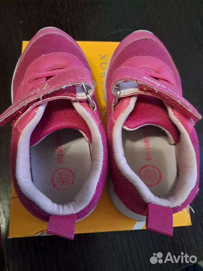 Кроссовки для девочки 25 размер