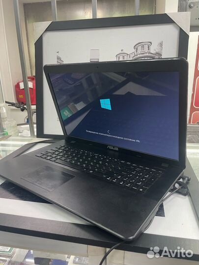 Ноутбук Asus X751L