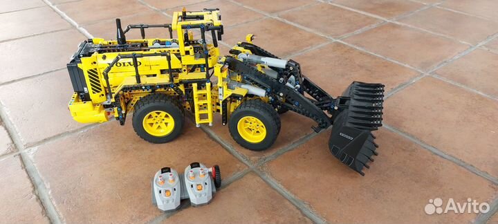 Lego Technic 42030 Volvo l350f