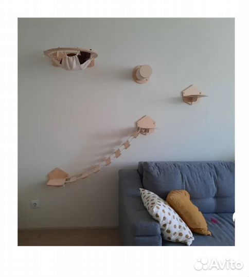 Домик для кошки / игровой настенный комплекс