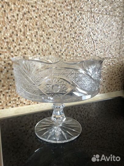 Ваза хрустальная для фруктов