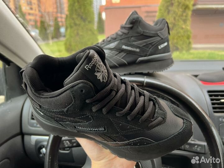 Кроссовки зимние reebok (37-41)