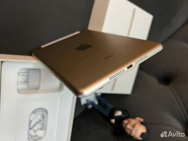 Apple iPad mini 3 64gb с симкартой