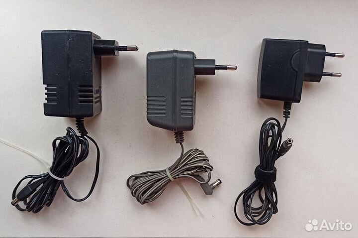 Сетевой адаптер (блок питания)