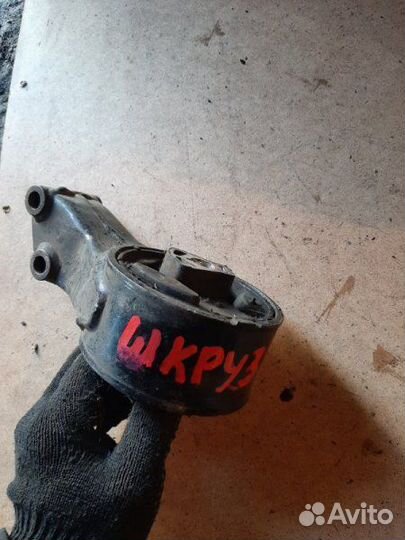 Подушка двигателя задняя нижняя Chevrolet Cruze