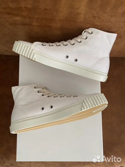 Maison Margiela Tabi High Top