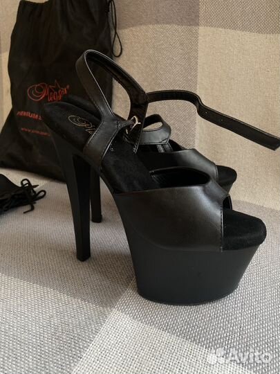 Стрипы двойки 38