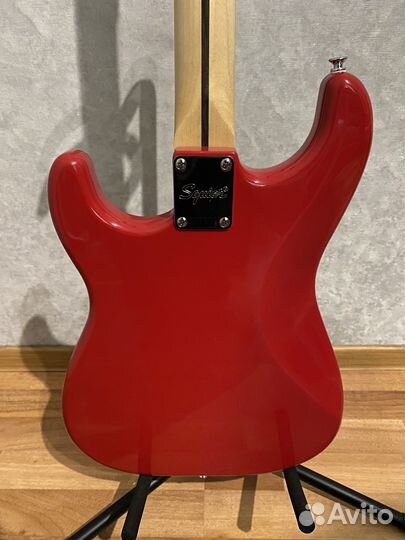Электрогитара Squier Sonic Strat HT Torino Red